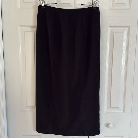 Vintage Old Navy Clothing Co. Women's Black Polyester/Rayon Pencil Skirt - 10 - Picture 2 of 10